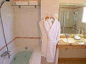 Residhotel Golf Grand Avignon Vedène Francia